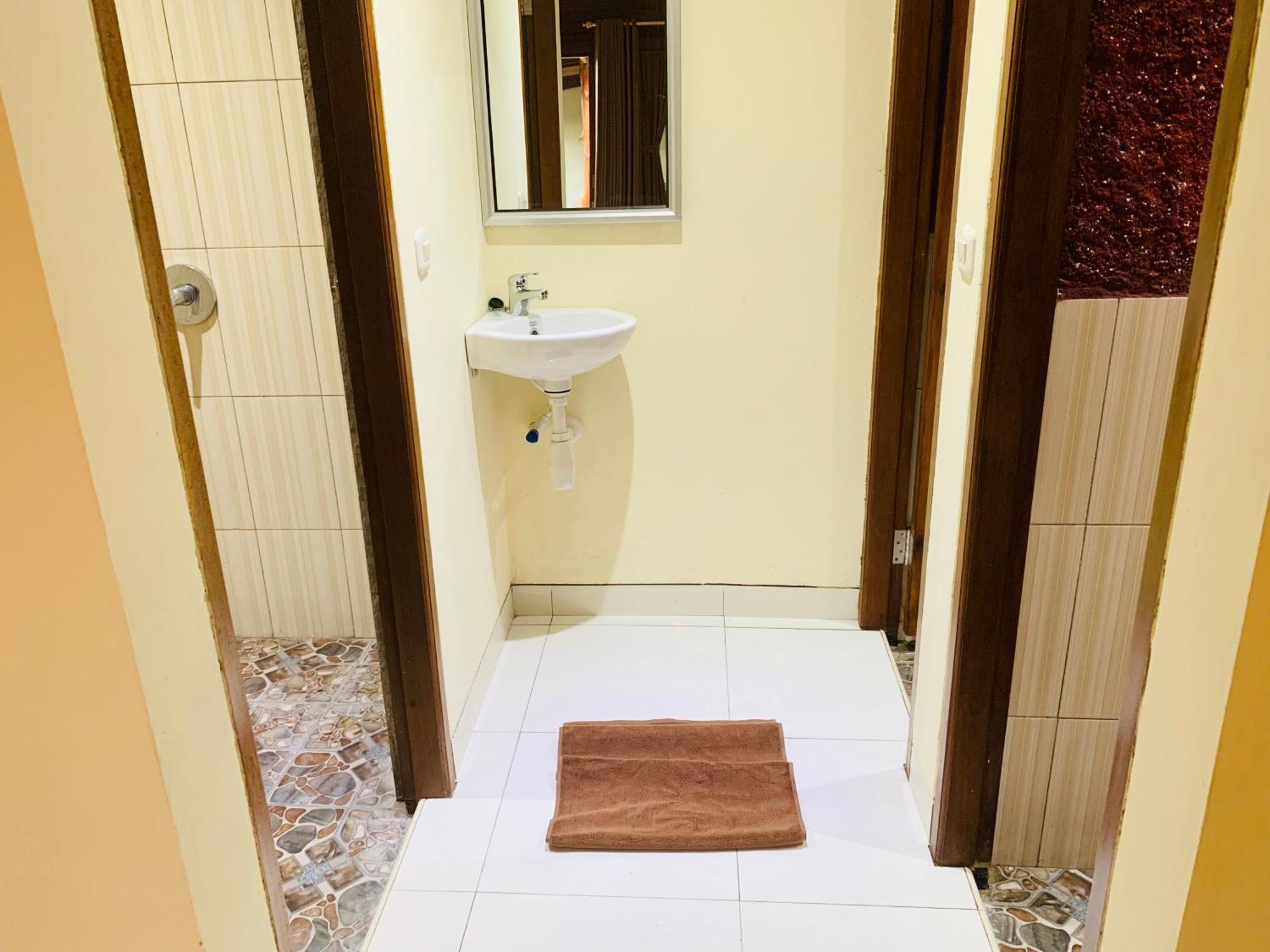 Nusa Garden Homestay Lembongan Habitación foto